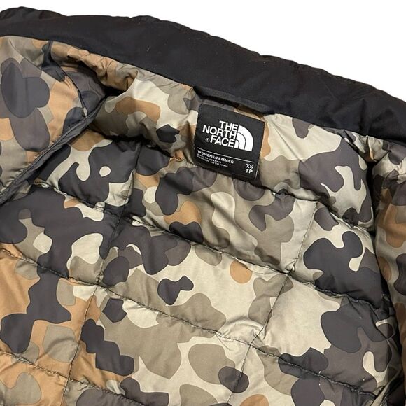 The North Face Black Ski & Snow Jacket - Picture 4 of 9